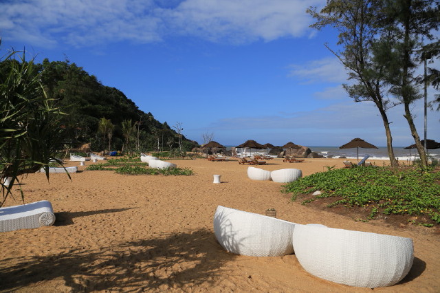 Beach of Banyan Tree Lang Co