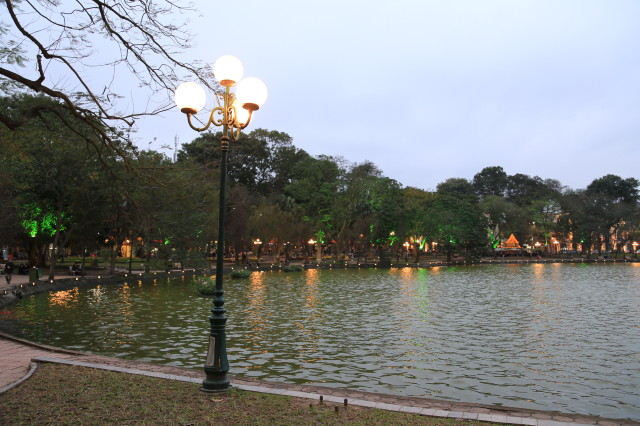 Hoan Kiem Lake