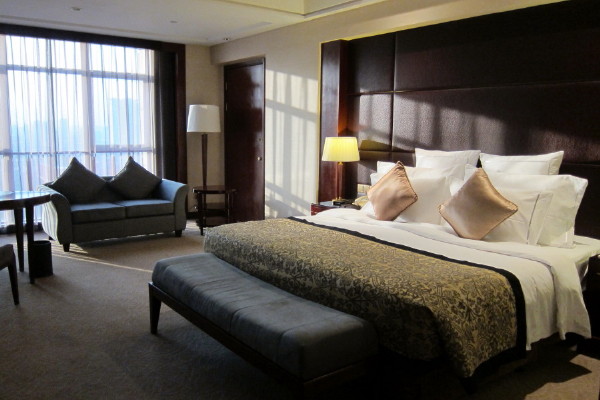 Howard Johnson Plaza Ningbo 寧波華僑豪生大酒店