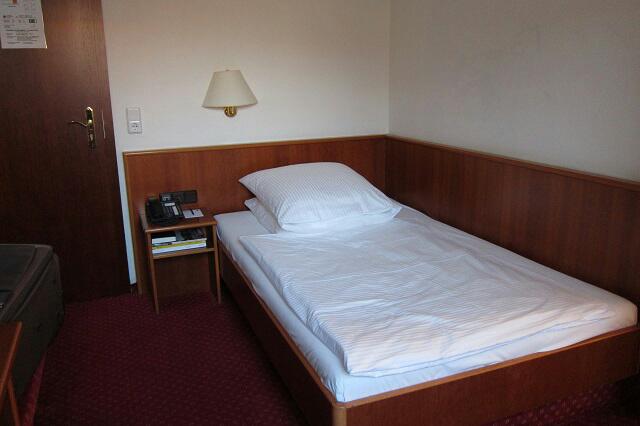 room of Hotel Bismarck Dusseldorf